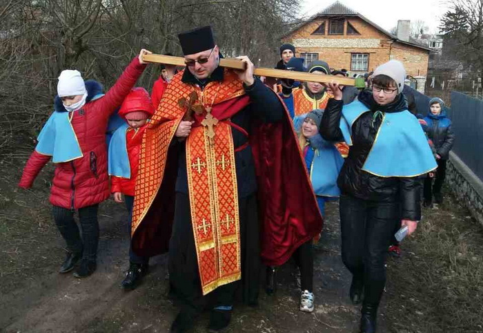 17692798 393111924385596 1923686114 o