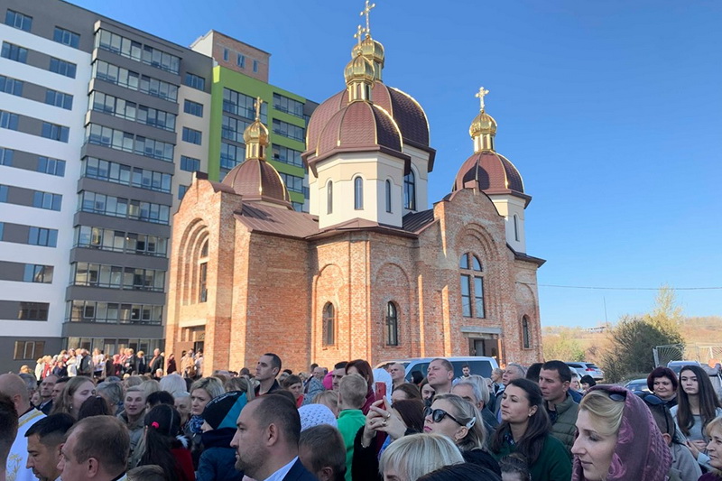 73020766 788128808305015 638700798427004928 n