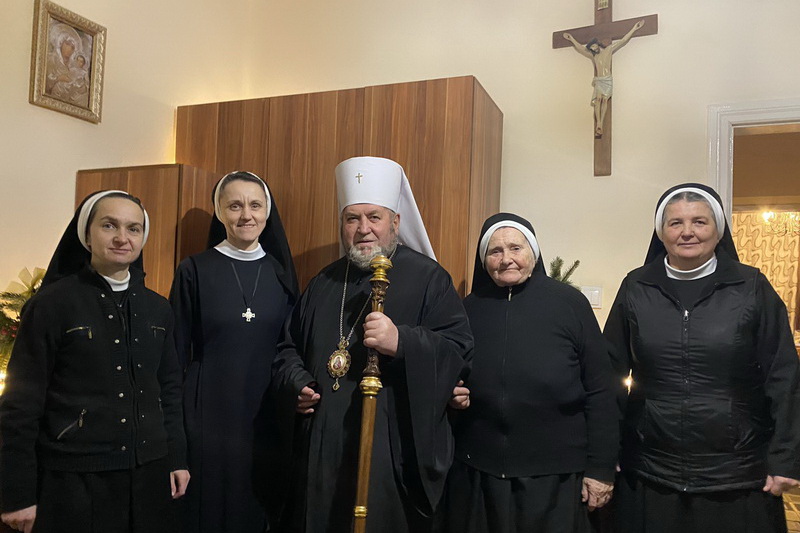 0 02 05 8d789b59e35bb764e1dd93d0c905b375faef77a06119be9770adfc9f6ac0887e 2c0efa38