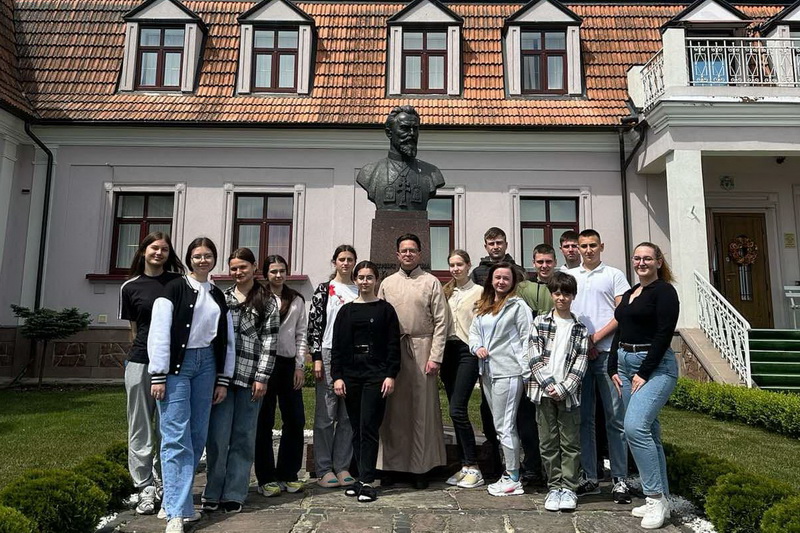 436253912 872864798217696 3481892902407680804 n